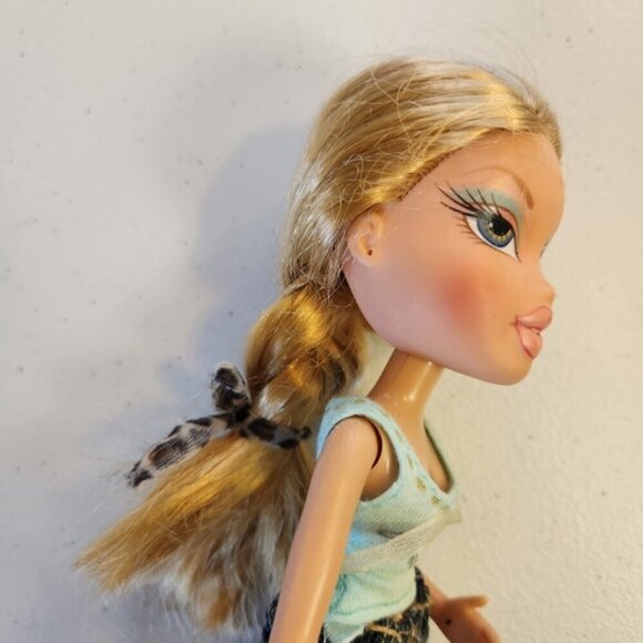 BRATZ Talking Cloe Doll Original Clothes Boots - NO BASE 2001 Vintage Blonde Y2K - Picture 5 of 11